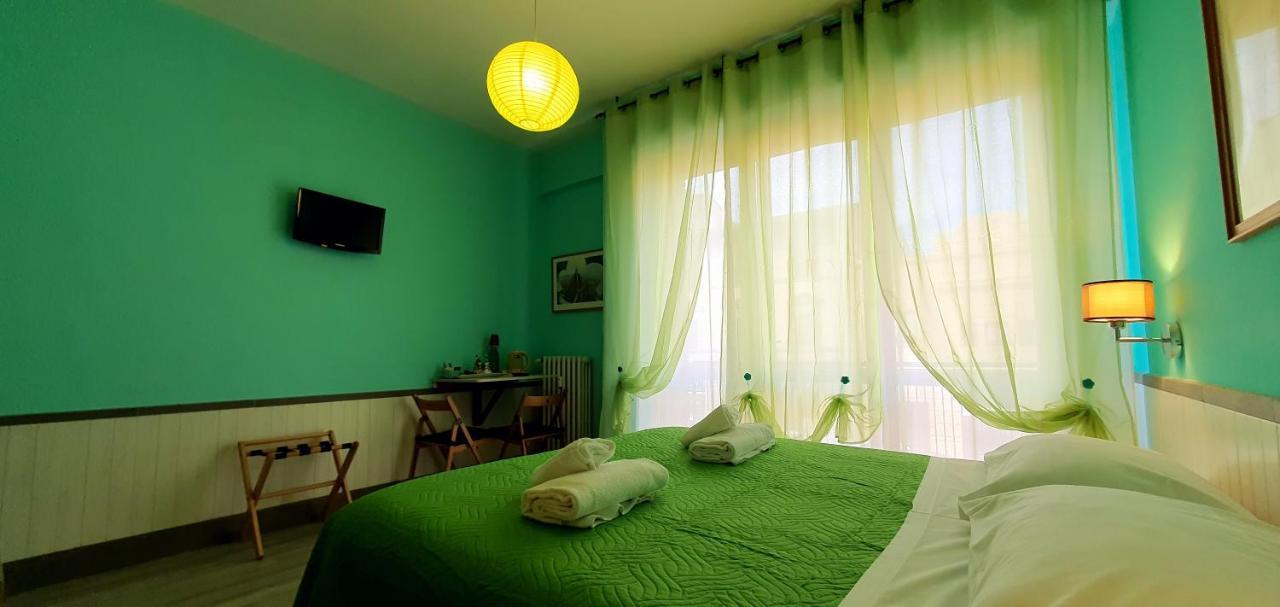 Il Giglio Guest House Флоренція Екстер'єр фото
